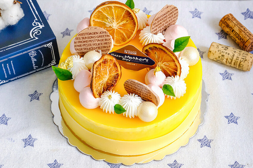馥漫麵包花園,柑願為檸母親節蛋糕,馨香酸甜呵護大小女孩,馬卡萌軟綿鹹甜很涮嘴!