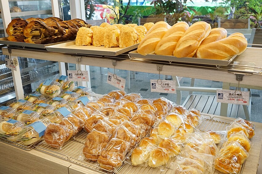 2023父親節蛋糕新選擇！！一次給你6種經典口味搭上趣味小卡，絕對驚豔！！保證滿足爸爸的挑剔味蕾！