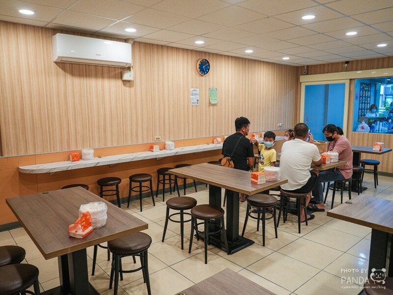 桃園｜炒味亭炒飯專賣店-武陵店．榮獲臺灣炒飯王全國優選，近40種口味炒飯任你選，飯類加大不用錢~冬瓜茶無限暢飲！