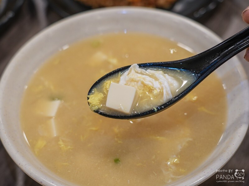 桃園｜炒味亭炒飯專賣店-武陵店．榮獲臺灣炒飯王全國優選，近40種口味炒飯任你選，飯類加大不用錢~冬瓜茶無限暢飲！