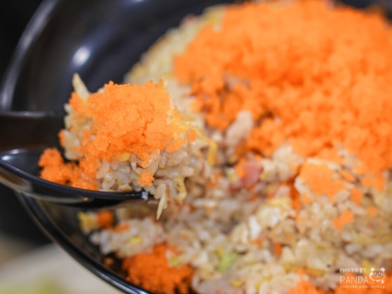 桃園｜炒味亭炒飯專賣店-武陵店．榮獲臺灣炒飯王全國優選，近40種口味炒飯任你選，飯類加大不用錢~冬瓜茶無限暢飲！