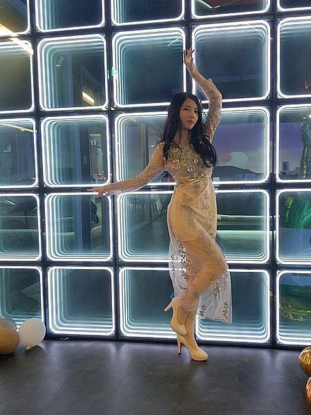 獨照.jpg 獨照.jpg