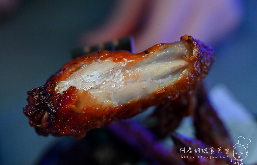 全台灣第一家沉浸式投影x餐酒館|讓你沉醉於味覺與視覺的饗宴