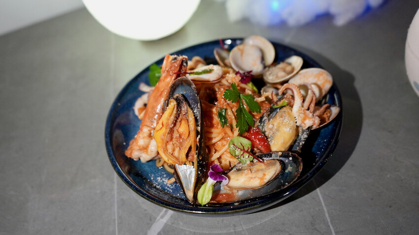 [台中] 微醺光廊WS｜台中最美餐酒館～網美打卡聖地！視覺Ｘ味覺沈浸式餐酒館