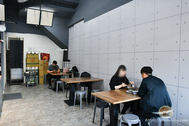 豐雞號|台中北區超嫩琥珀色招牌油雞必吃，超人氣港式便當外帶美食推薦，還有免費雞湯喝到飽