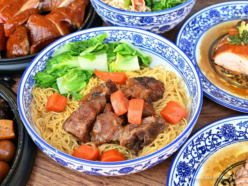 台中市北區豐雞號｜台中人氣港式快餐便當推薦，招牌油雞必點，內用享藥膳雞湯喝到飽，1/31前預購油雞及福袋再享優惠