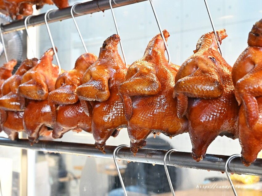 台中市北區豐雞號｜台中人氣港式快餐便當推薦，招牌油雞必點，內用享藥膳雞湯喝到飽，1/31前預購油雞及福袋再享優惠