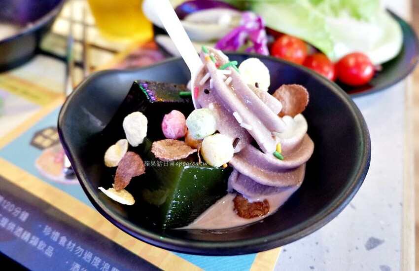 台中捷運美食,火烤兩吃韓式燒肉339元起吃到飽,父親節活動兩人同行送百元代金券!咚豬咚豬公益大墩店。 - 🍎 蘋果話日常🍎