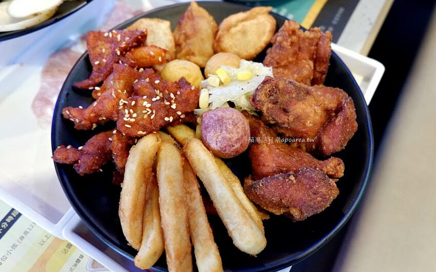 台中捷運美食,火烤兩吃韓式燒肉339元起吃到飽,父親節活動兩人同行送百元代金券!咚豬咚豬公益大墩店。 - 🍎 蘋果話日常🍎