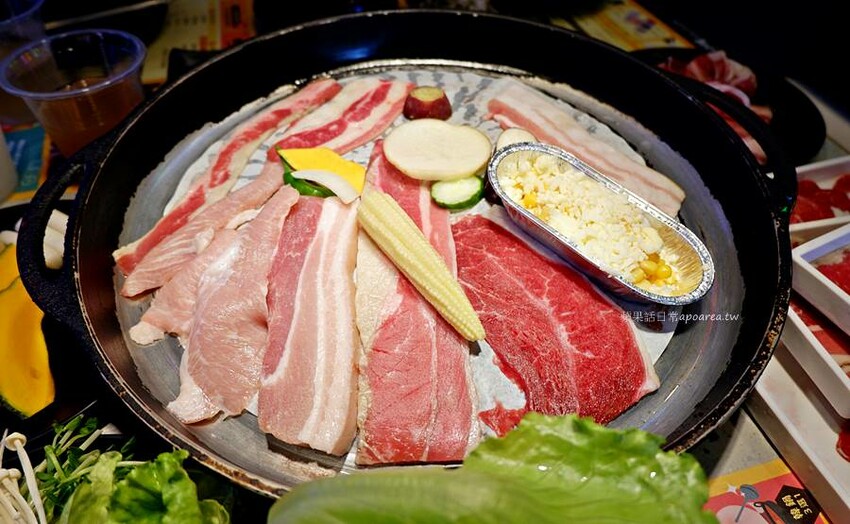 台中捷運美食,火烤兩吃韓式燒肉339元起吃到飽,父親節活動兩人同行送百元代金券!咚豬咚豬公益大墩店。 - 🍎 蘋果話日常🍎