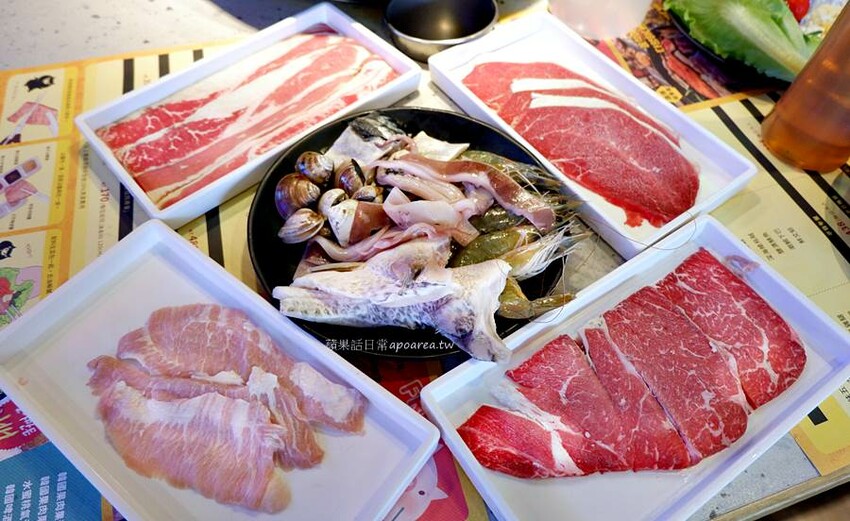 台中捷運美食,火烤兩吃韓式燒肉339元起吃到飽,父親節活動兩人同行送百元代金券!咚豬咚豬公益大墩店。 - 🍎 蘋果話日常🍎