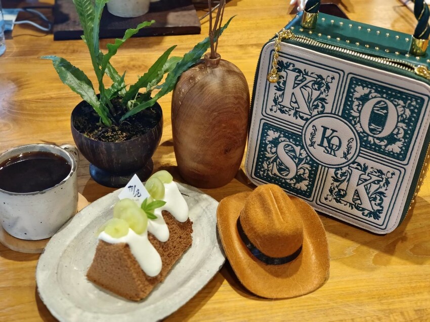 371970.jpg - 【宜蘭.頭城】日式古宅寵物友善。捌㡯珈琲。鐵道旁超美日式建築。店內超美超大超好拍