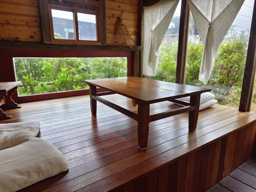 371987.jpg - 【宜蘭.頭城】日式古宅寵物友善。捌㡯珈琲。鐵道旁超美日式建築。店內超美超大超好拍