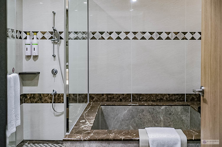 IMG_9123.jpg IMG_9123.jpg