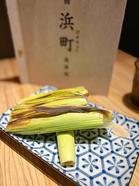 (台北車站美食)日本橋浜町食事処 北車微風美食推薦 米塔集團 主打日式定食 精緻松花堂御膳 炙燒生魚片 味噌