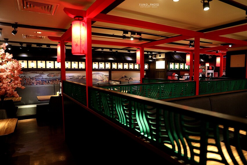 肉控必吃！激推海陸三拼燒肉丼 味噌湯飲料無限暢飲 CP值高│大河屋燒肉丼串燒(中友百貨B3美食)