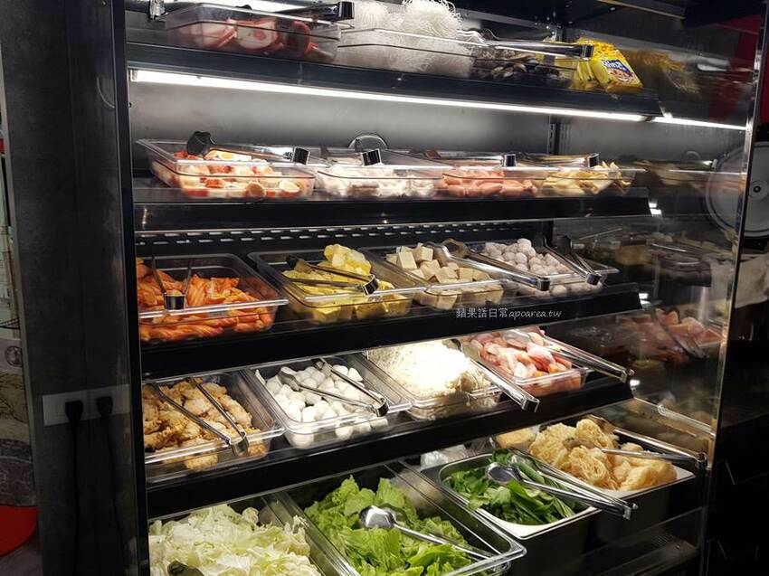 九九蒙古烤肉酸菜白肉鍋。平午288元免服務費吃到飽,附冰淇淋飲料無限暢飲,崇德路美食 - 🍎 蘋果話日常🍎