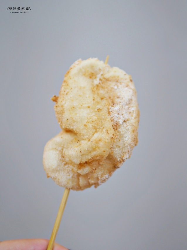 太涮嘴！現點現炸金黃酥脆香雞排大口咬『窺雞福來得 Crazy Friday(台南國賓店)』迷人三角骨、花生煉乳麻糬吃起來！台南美食｜台南鹽酥雞｜台南宵夜｜台南東區 - 曼達愛吃鬼