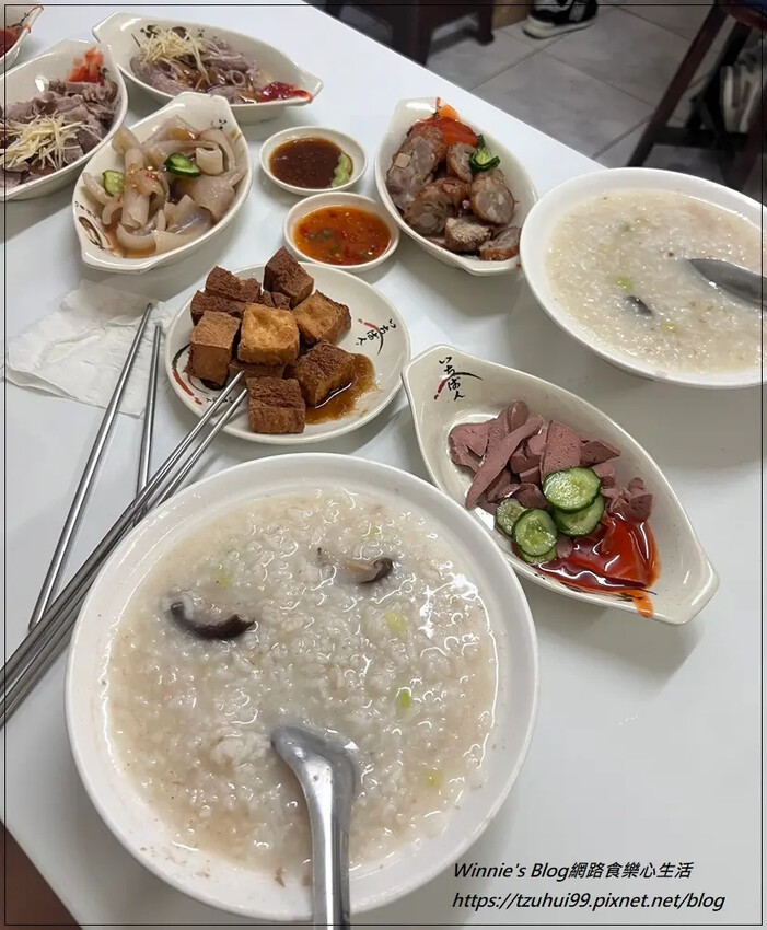 林口半邊圓香菇肉粥米粉湯(林口三井outlet附近美食+平價小吃+林口美食推薦+菜單) 03.jpg