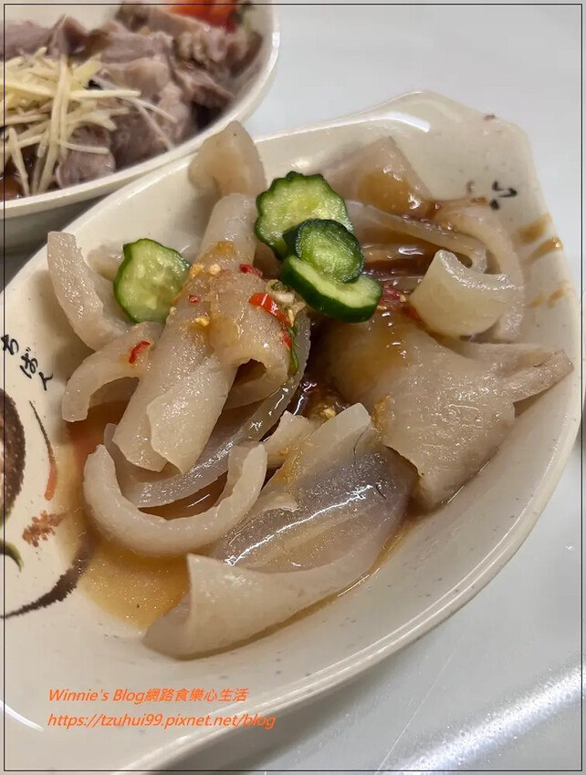 林口半邊圓香菇肉粥米粉湯(林口三井outlet附近美食+平價小吃+林口美食推薦+菜單) 12.jpg