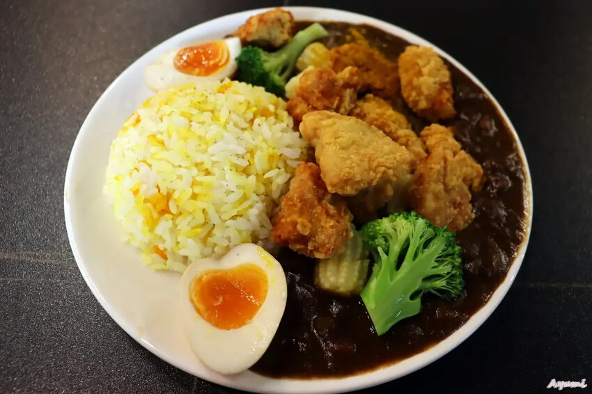 [台南咖哩飯推薦]MIRRORLD鏡界咖哩魔術餐廳/台南第一