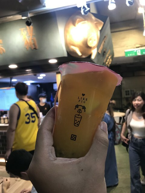 (新竹飲料)蔗一條豬- 東門市場內文青飲料店 料多水果茶酸甜好開胃