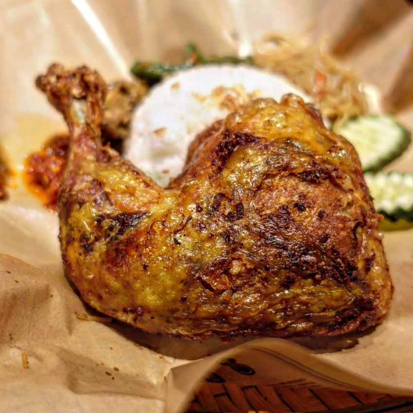 New Taipei, Taiwan #萌太利印尼料理 #印尼美食 #永安市場美食 #樹懶吃新北