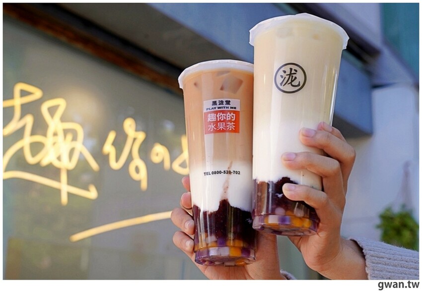 阿華田脆酷力加上當日現打芝士奶蓋，冬天超暖心的可可飲品一中就能喝到！