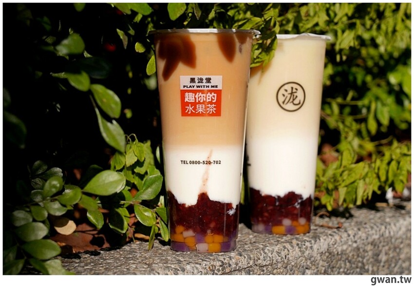 阿華田脆酷力加上當日現打芝士奶蓋，冬天超暖心的可可飲品一中就能喝到！