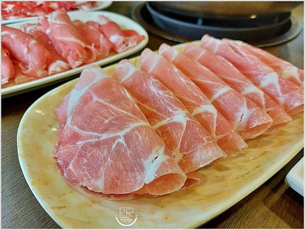 桃園 鐵木真麻辣火鍋 (17).jpg