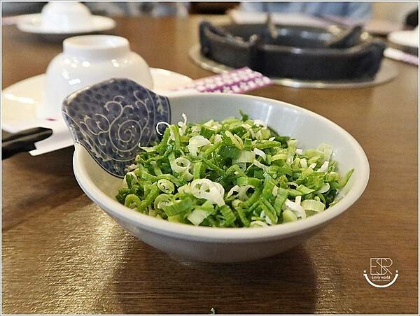 鐵木真鴛鴦麻辣火鍋 (43).JPG