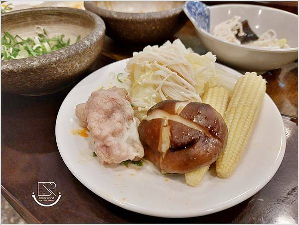 桃園 鐵木真麻辣火鍋 (28).jpg