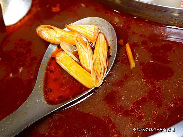 鐵木真麻辣湯底-桃園鐵木真鴛鴦麻辣火鍋 (3).jpg