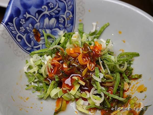 包肉蒜苗辣油-桃園鐵木真鴛鴦麻辣火鍋 (2).jpg