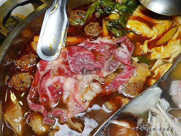  美國Choice霜降牛-桃園鐵木真鴛鴦麻辣火鍋 (1).jpg