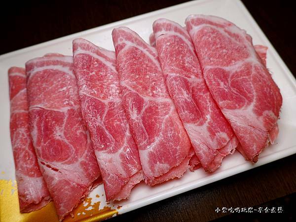 台灣梅花豬-桃園鐵木真鴛鴦麻辣火鍋  (3).jpg