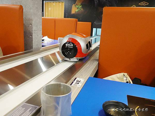 膠囊送餐車-餓人谷夯夯鍋南崁店 (3).jpg