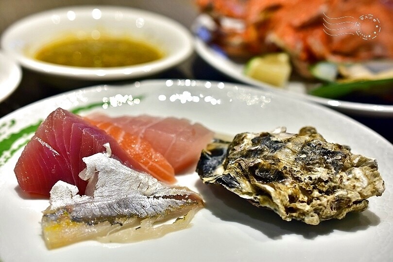 漢來海港敦化店:鯖魚生魚片+生蠔