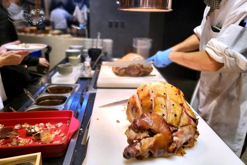 漢來海港敦化店:帶骨大火腿