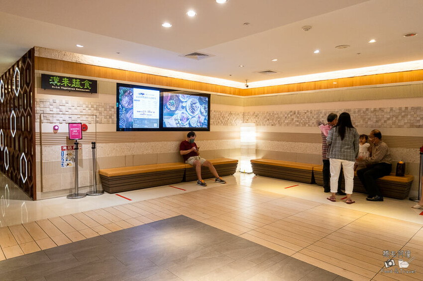 漢來海港台中店廣三SOGO，台中吃到飽海鮮牛排甜點推薦