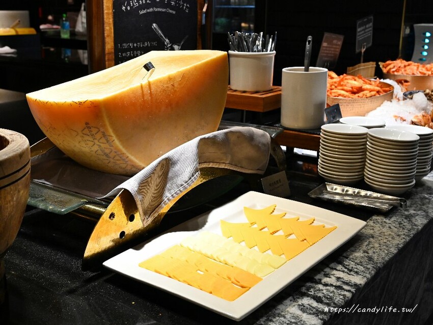 漢來海港餐廳｜台中厲害Buffet吃到飽，近200道豐富菜色，還有美牛狂歡節主題菜色新登場～