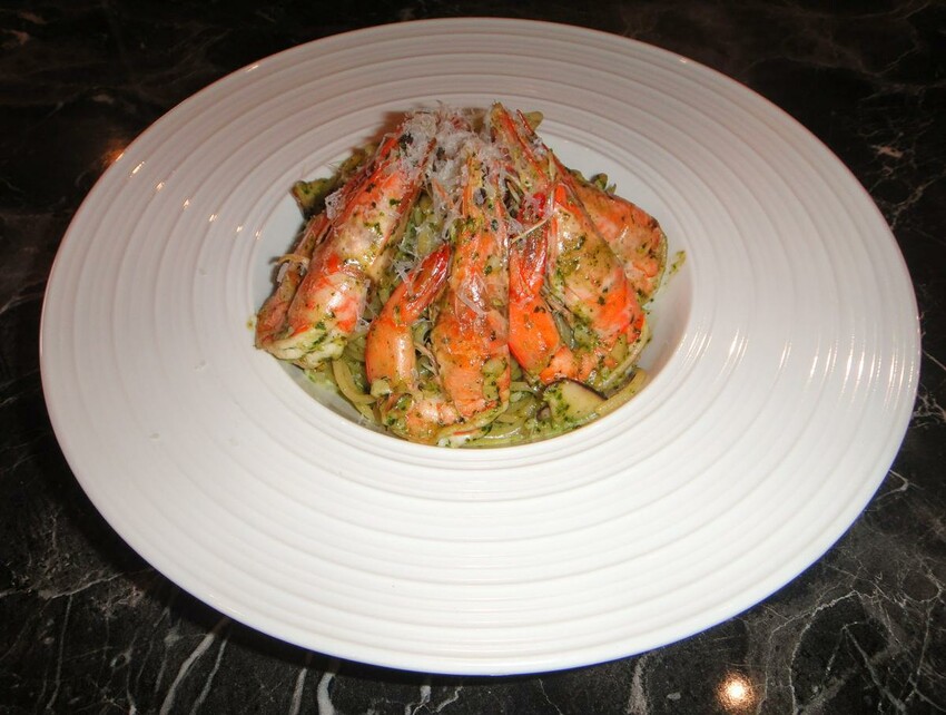 【美食】「布拉格咖啡館」石牌捷運站不限時餐廳，石牌咖啡廳推薦、石牌餐酒館推薦、榮總美食推薦 附菜單