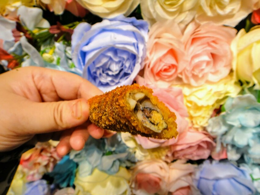 【美食】「布拉格咖啡館」石牌捷運站不限時餐廳，石牌咖啡廳推薦、石牌餐酒館推薦、榮總美食推薦 附菜單