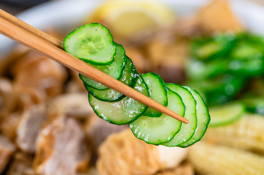 高雄市苓雅區高雄美食 – 中華老滷 x 特色滷汁一吃就上癮！獨門手炒辣醬很對味