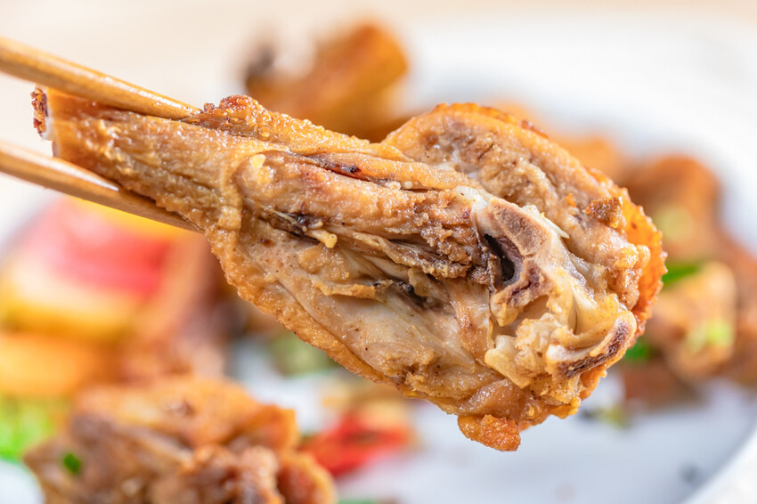 高雄市苓雅區高雄美食 – 中華老滷 x 特色滷汁一吃就上癮！獨門手炒辣醬很對味