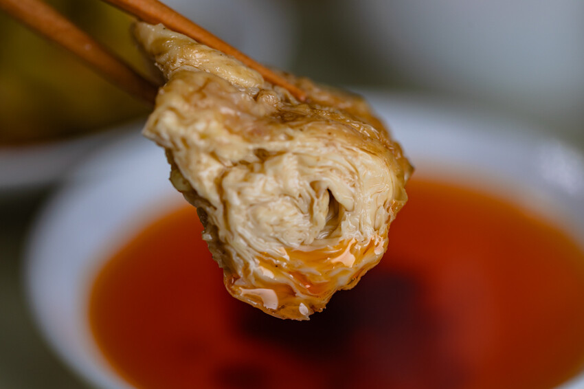 高雄市苓雅區高雄美食 – 中華老滷 x 特色滷汁一吃就上癮！獨門手炒辣醬很對味