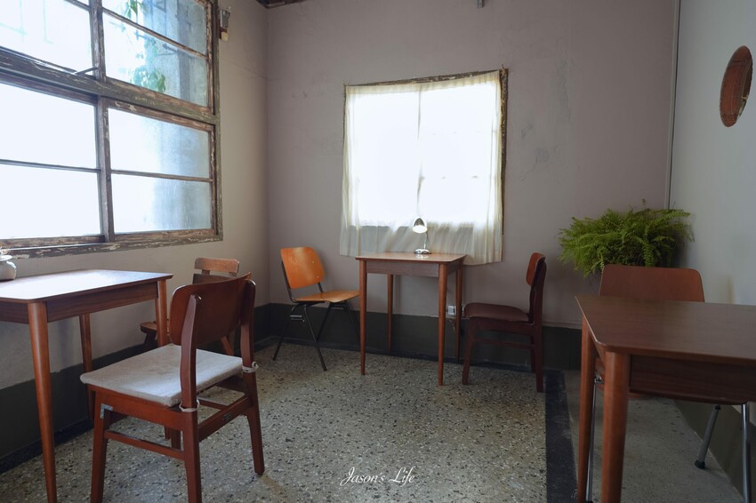 【台南東區│美食】月波Moon wave。隱藏台南巷弄間的最強巴斯克，老宅改建，還沒營業就排隊