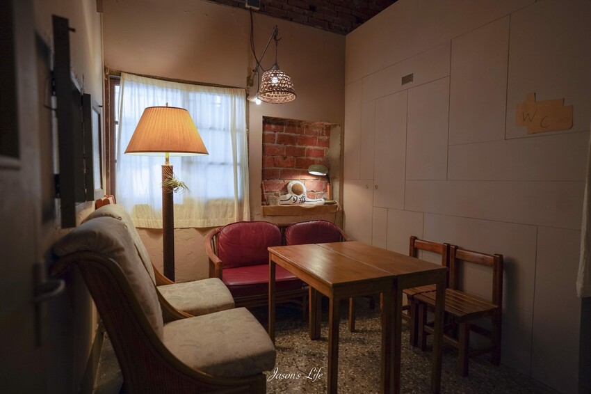 【台南東區│美食】月波Moon wave。隱藏台南巷弄間的最強巴斯克，老宅改建，還沒營業就排隊