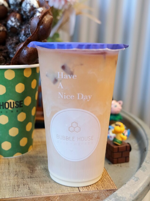 BUBBLE HOUSE波波食堂｜巧霜歐蕾口味新上市！用Dyson吹出外脆內Ｑ雞蛋仔｜1甜1鹹搭配剛剛好｜內附完整菜單 - 萍姐愛分享
