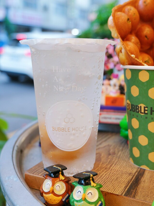 BUBBLE HOUSE波波食堂｜巧霜歐蕾口味新上市！用Dyson吹出外脆內Ｑ雞蛋仔｜1甜1鹹搭配剛剛好｜內附完整菜單 - 萍姐愛分享